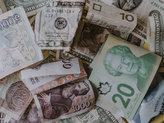 some euro paper currency